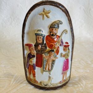 Vintage Peruvian Christmas Nativity Scene Hand Made & Painted Hang Or Stands